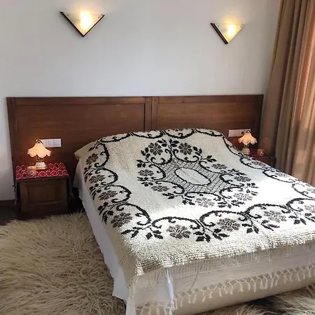 Breathtaking Mountain View 3 Bedrooms